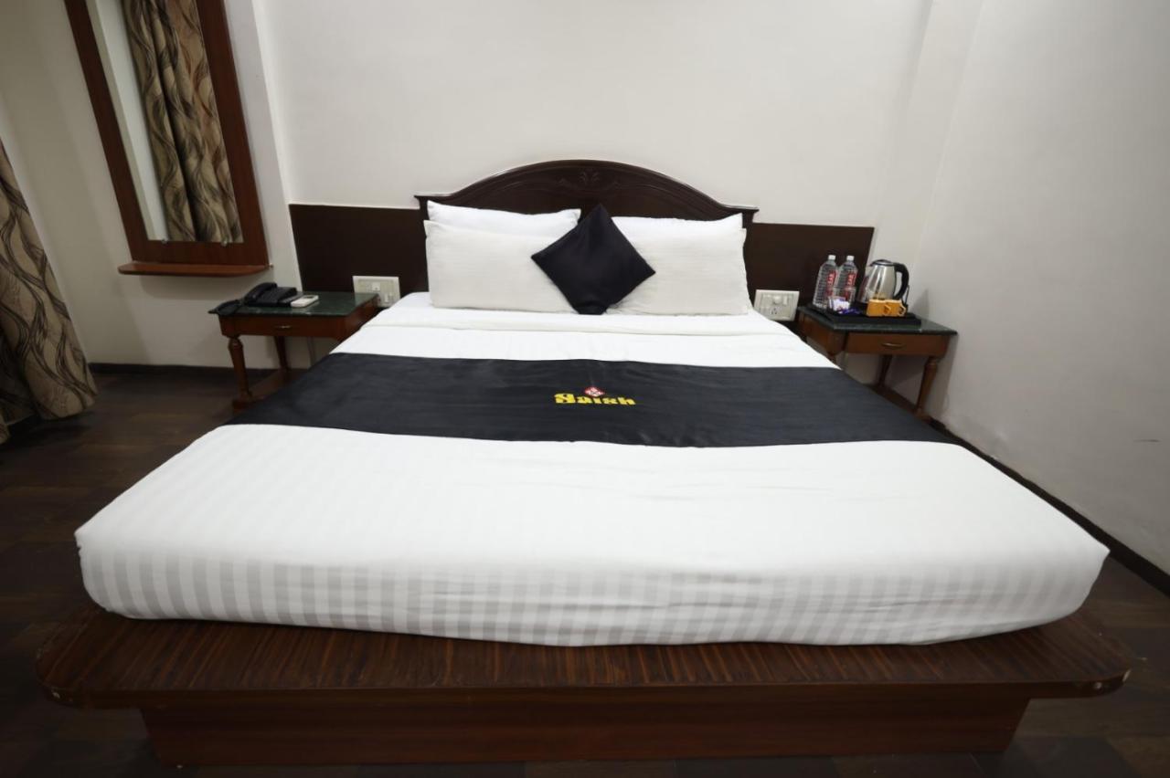 Saish Hotel Shirdi Bagian luar foto