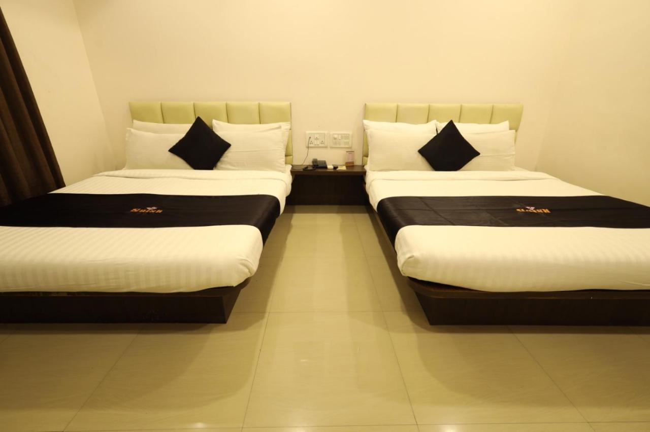 Saish Hotel Shirdi Bagian luar foto