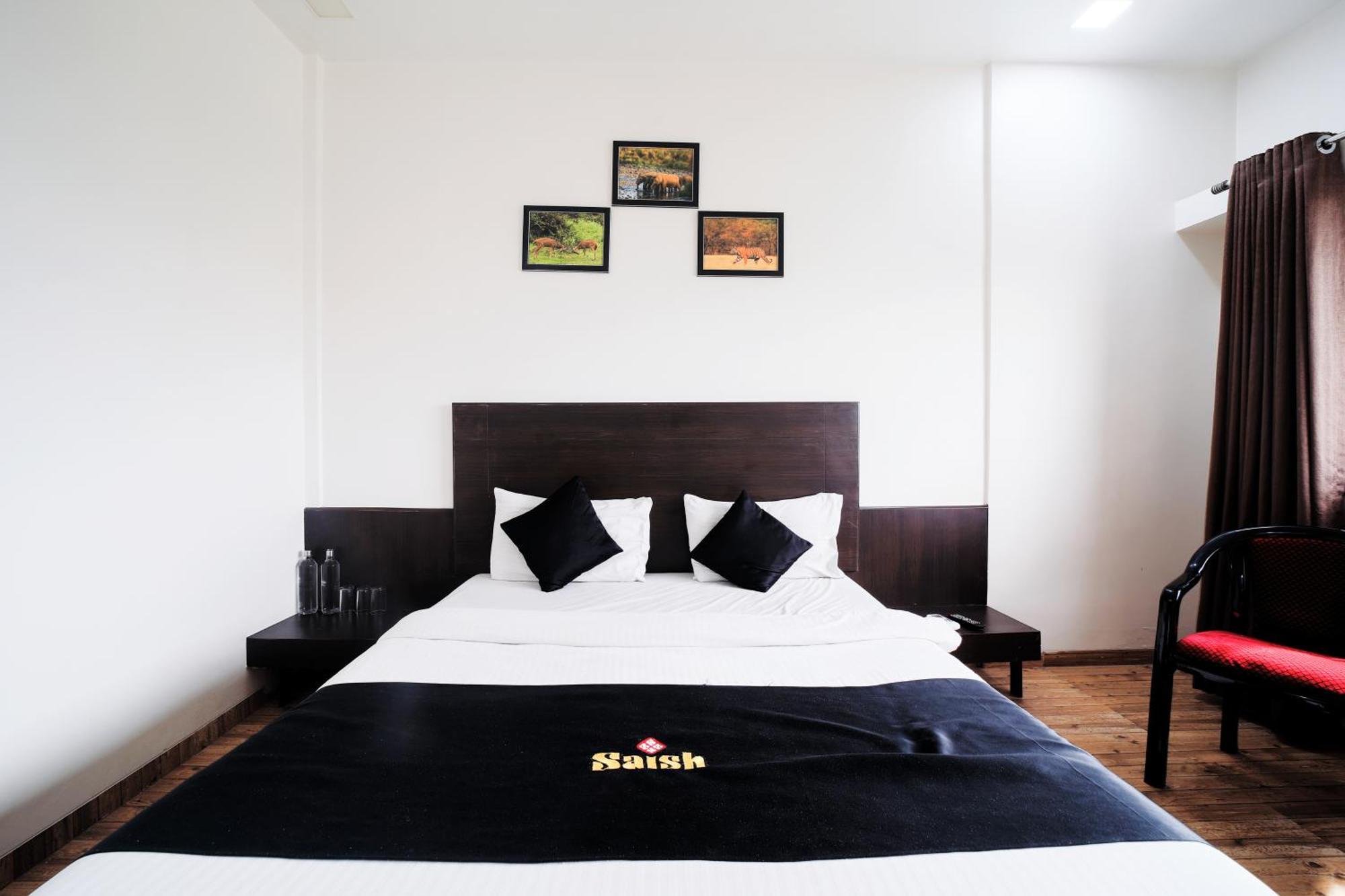 Saish Hotel Shirdi Ruang foto
