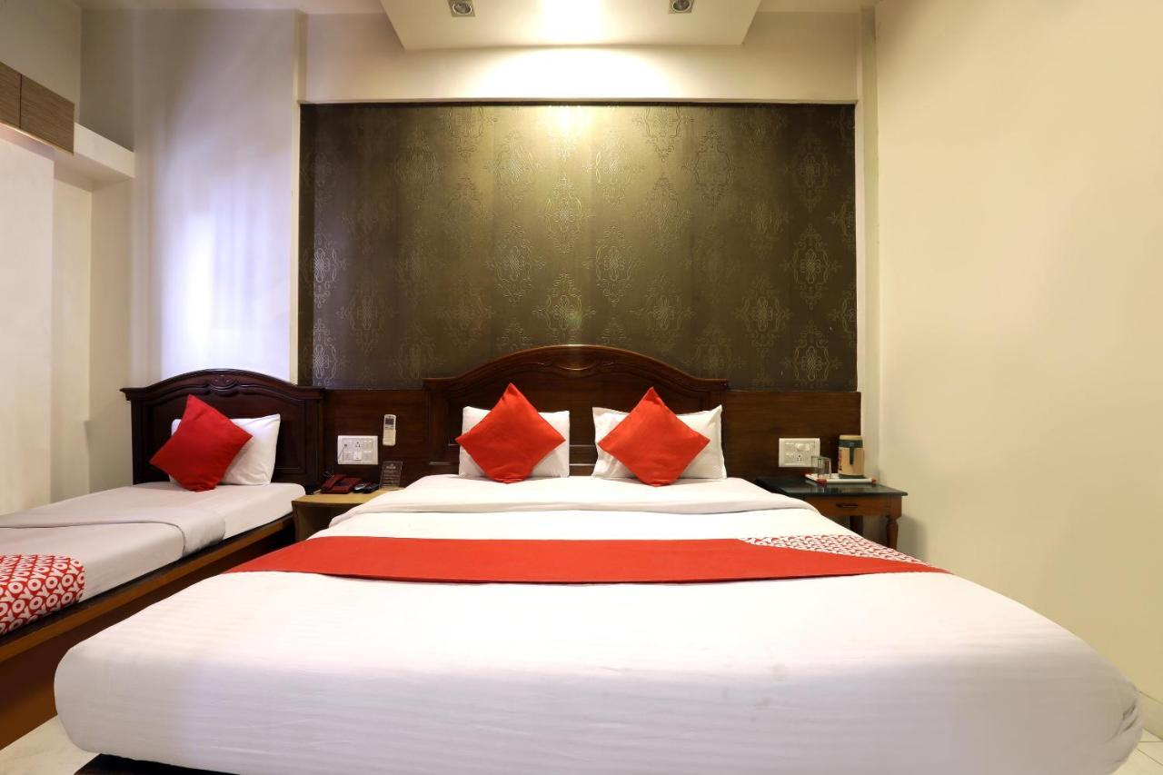 Saish Hotel Shirdi Bagian luar foto