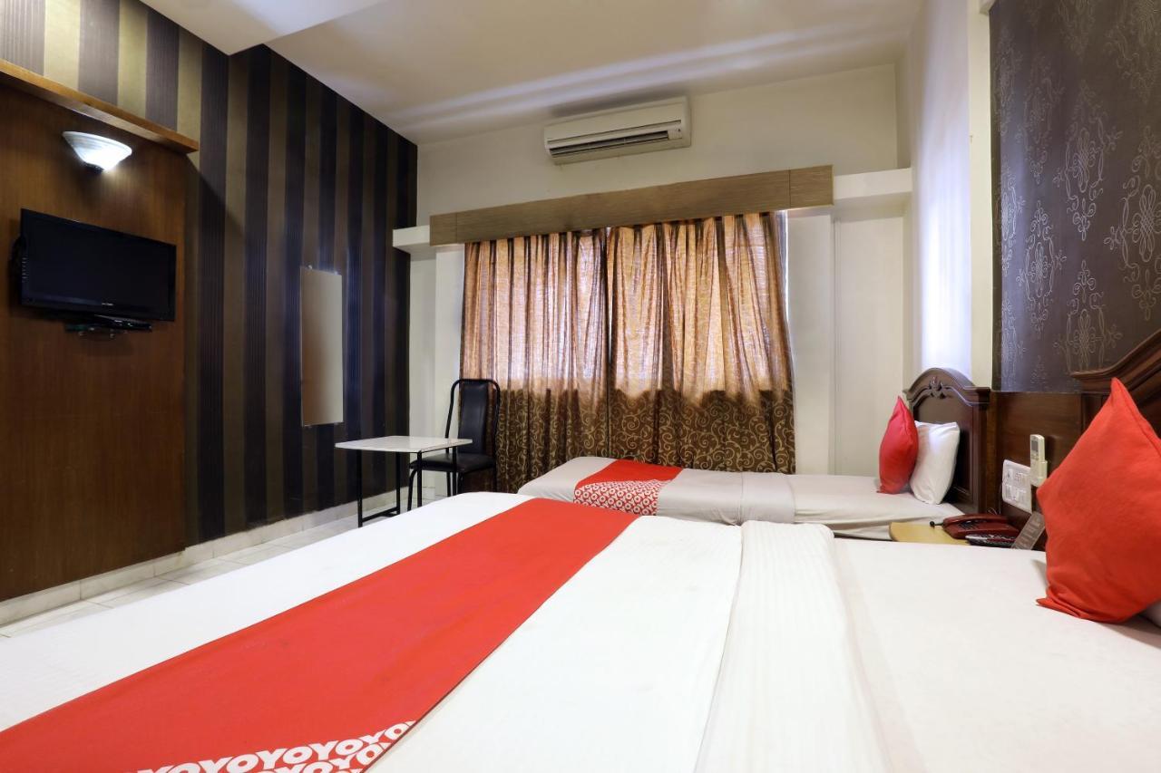 Saish Hotel Shirdi Bagian luar foto